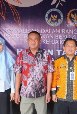 Sosialisasi Program Makan Bergizi Gratis di Bekasi, Obon Tabroni Tegaskan MBG Bentuk Peduli Pemerintah Terhadap Gizi Anak